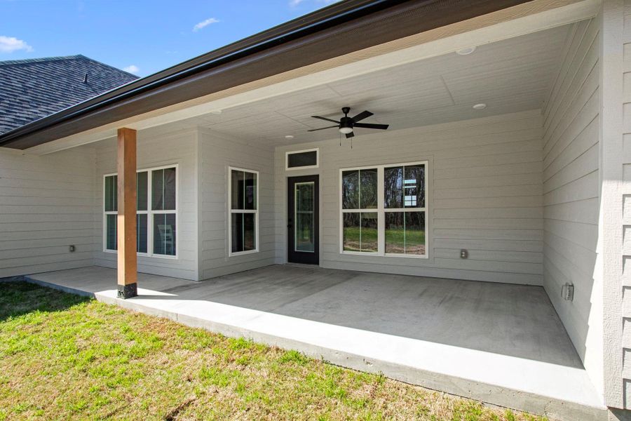 Image 10 of a home in .