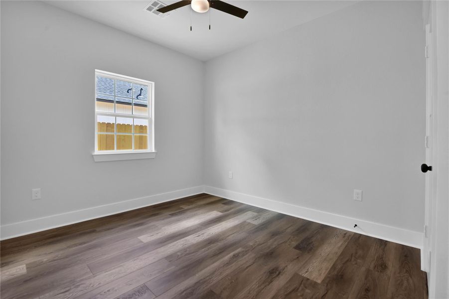 Image 13 of a home in . Image 13 of a home in .