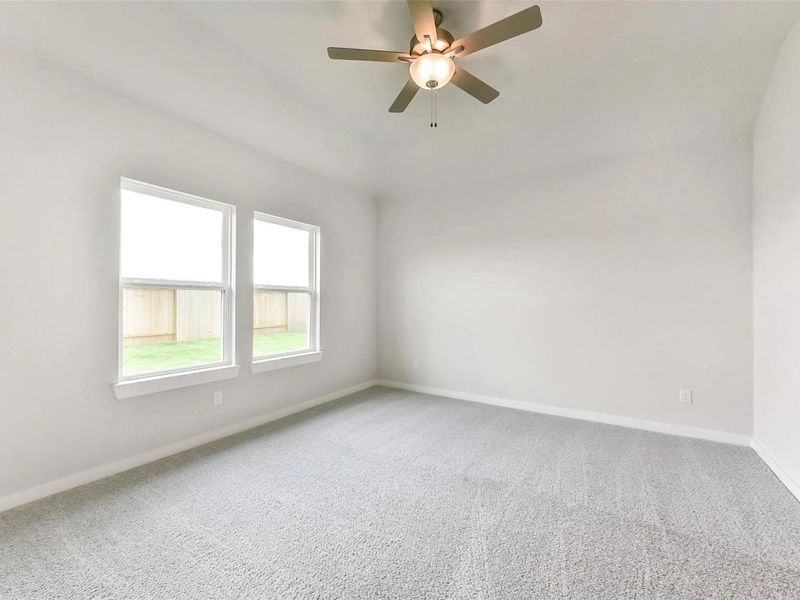 Spacious, unfurnished interior of a new home in River Ranch Meadows, Dayton (Image 23).