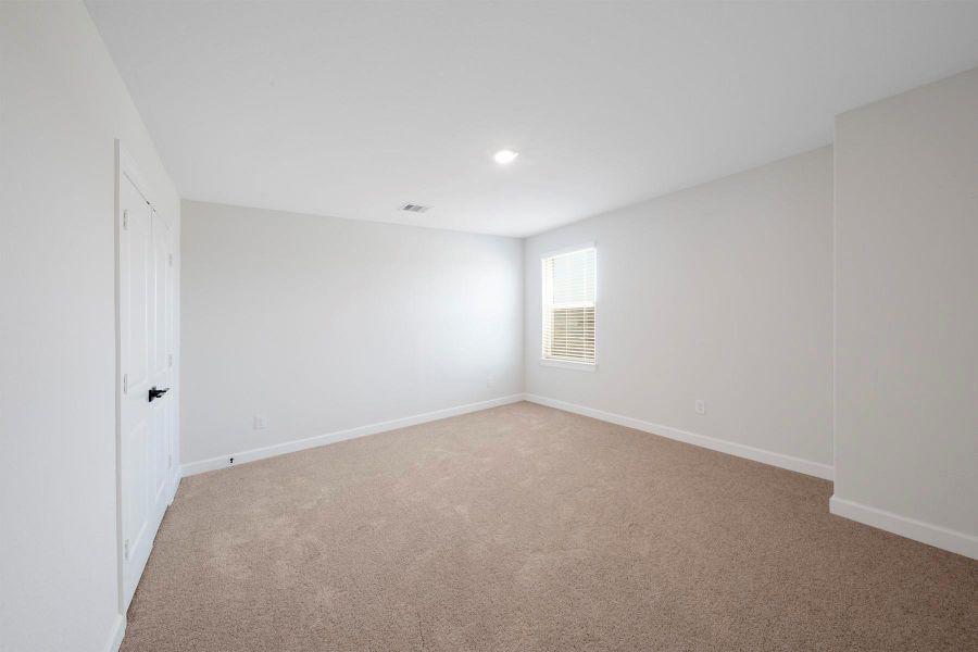 Image 20 of a home in Wedgewood Forest.