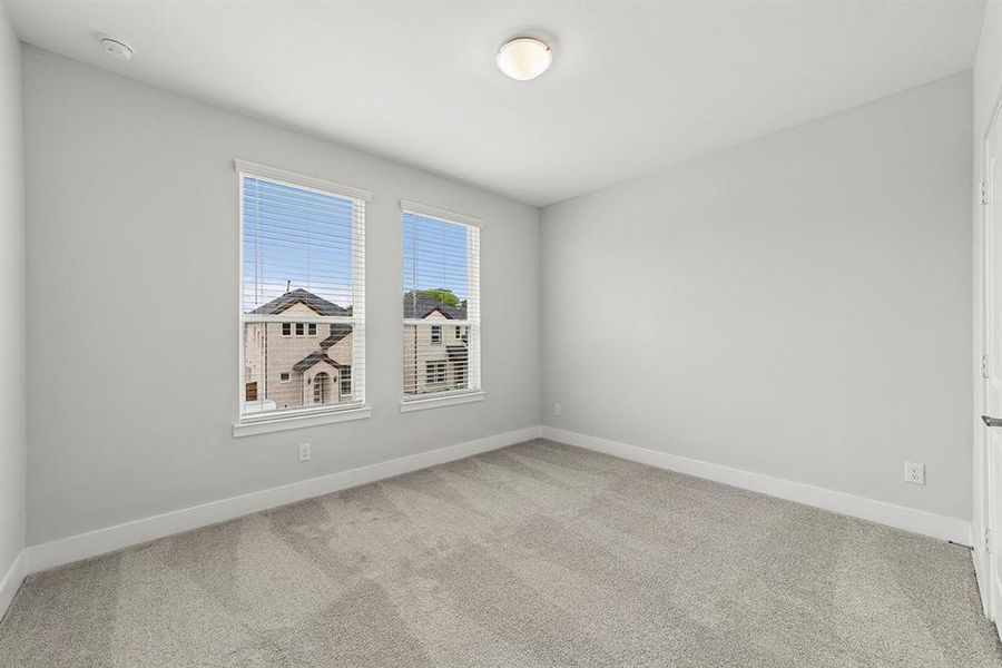 Spacious, unfurnished interior of a new home in , Prosper (Image 30).