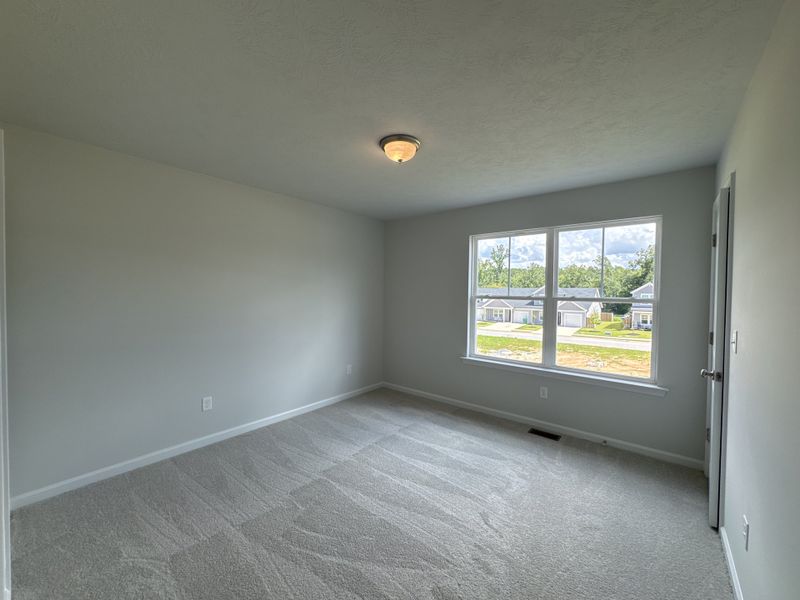 Spacious, unfurnished interior of a new home in Caroleton Townhomes, Grovetown (Image 16).