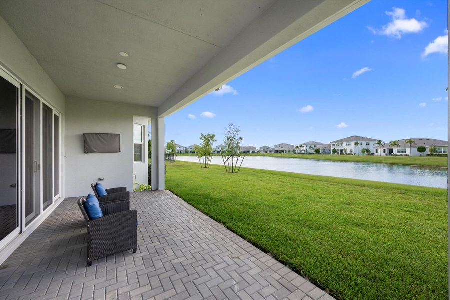 Image 85 of a home in .