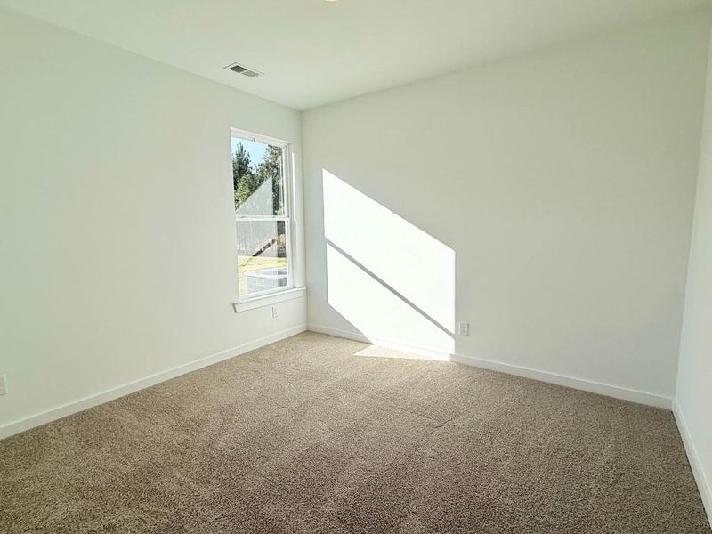 Spacious, unfurnished interior of a new home in Westlyn, Winder (Image 25).