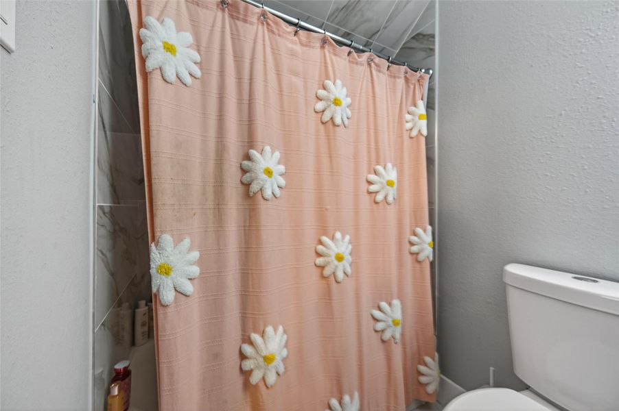 Close-up of interior finishes inside a home in , Conroe (Image 21). Close-up of interior finishes inside a home in , Conroe (Image 21).