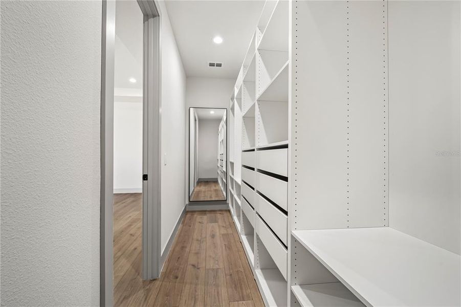 Spacious, unfurnished interior of a new home in , Palm Coast (Image 44).