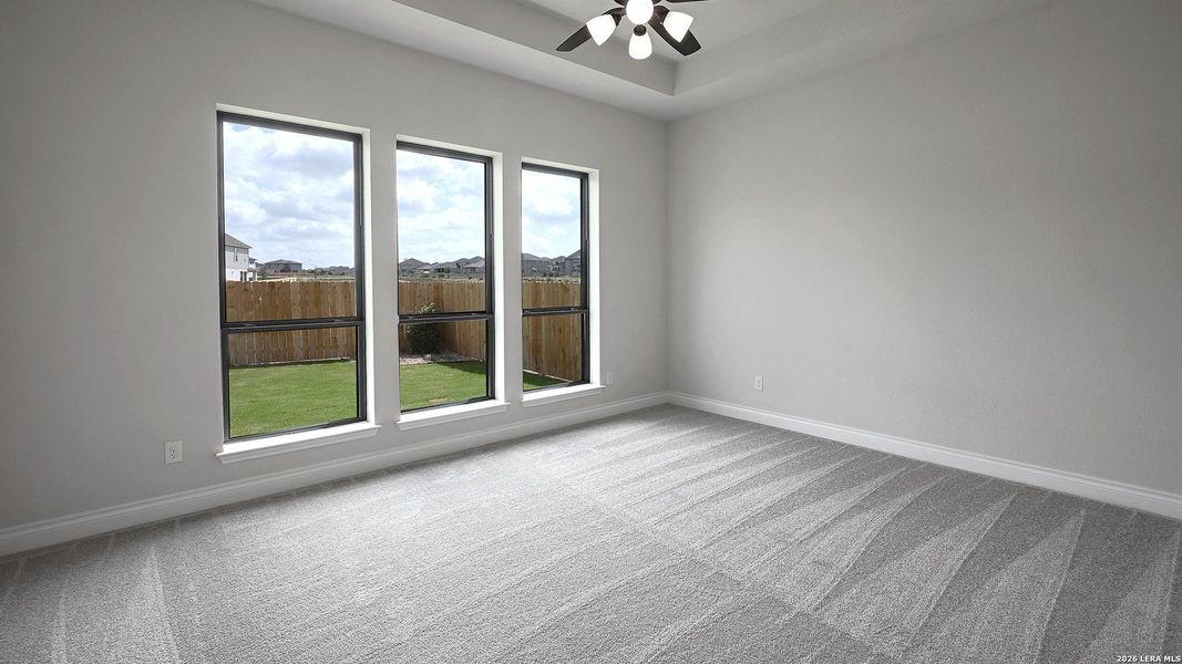 Spacious, unfurnished interior of a new home in Legacy at Lake Dunlap, New Braunfels (Image 18).