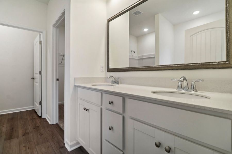 Representative furnished interior of a home built from the Talbot II by Great Southern Homes in Southbridge, Sumter (Image 9).