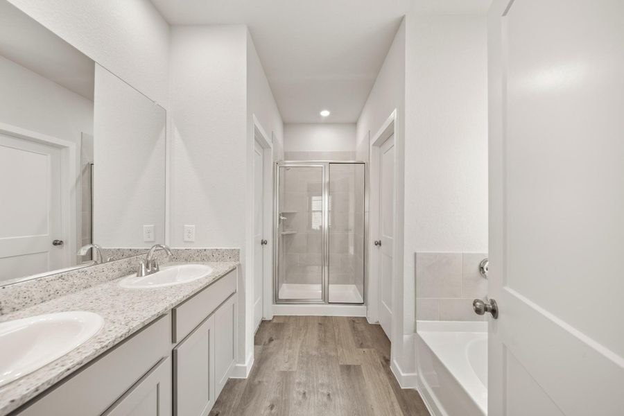 Furnished interior view inside a new home in Lexington Heights, Willis (Image 7).