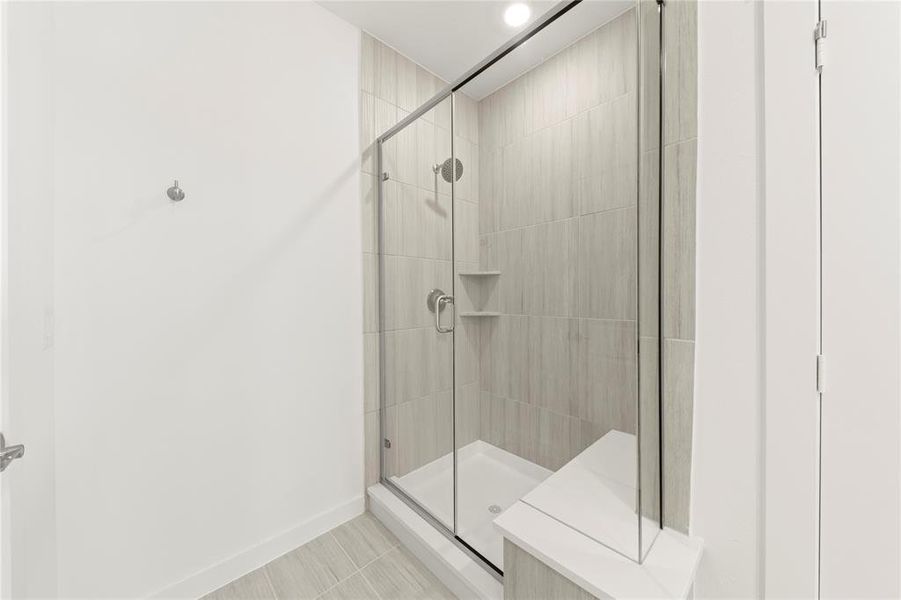 Image 28 of a home in Ten Mile Creek.