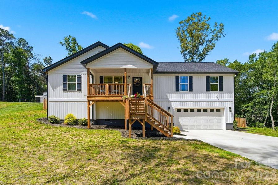 Image 32 of a home in . Image 32 of a home in .