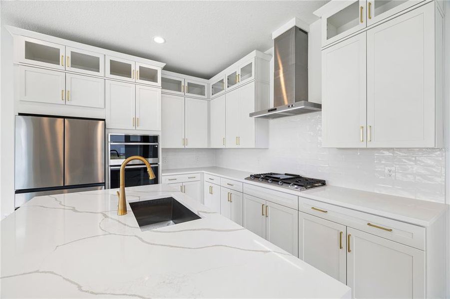 Furnished interior view inside a new home in , Montverde (Image 15).