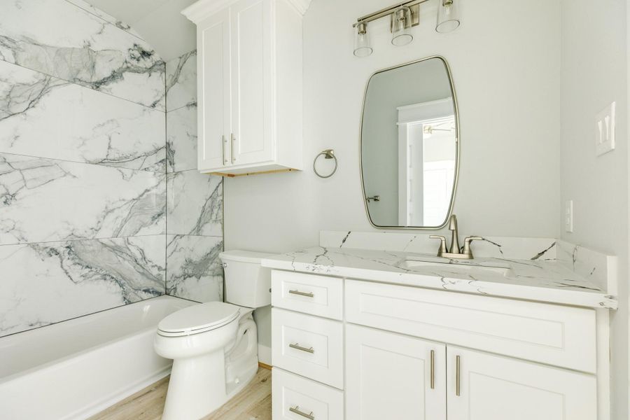 Furnished interior view inside a new home in , Galveston (Image 15).