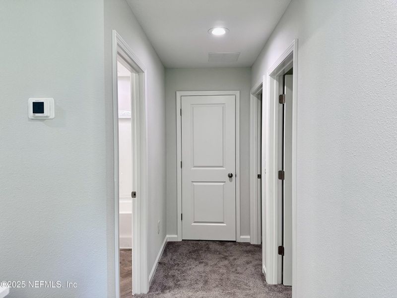 Spacious, unfurnished interior of a new home in , Jacksonville (Image 13).