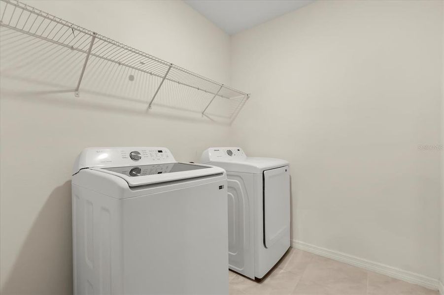 Close-up of interior finishes inside a home in , Mount Dora (Image 16). Close-up of interior finishes inside a home in , Mount Dora (Image 16).