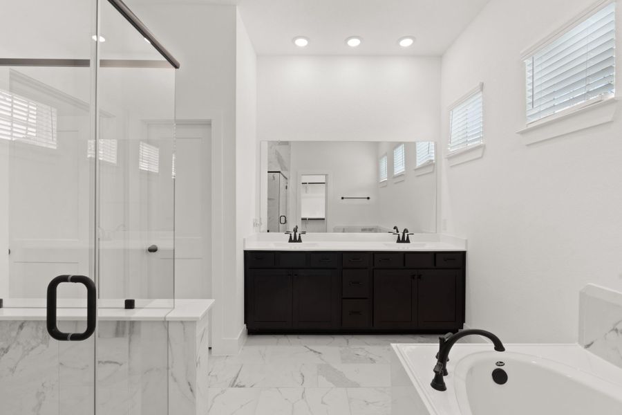 Furnished interior view inside a new home in The Woodlands Hills, Willis (Image 15). Furnished interior view inside a new home in The Woodlands Hills, Willis (Image 15).