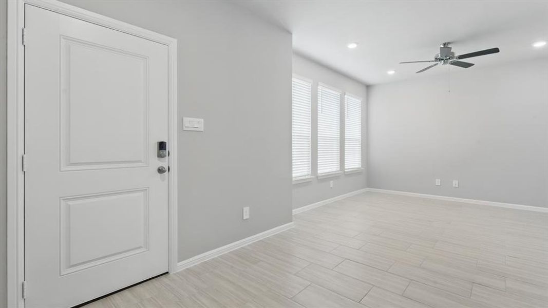 Spacious, unfurnished interior of a new home in Orchard Village, Fort Worth (Image 34). Spacious, unfurnished interior of a new home in Orchard Village, Fort Worth (Image 34).