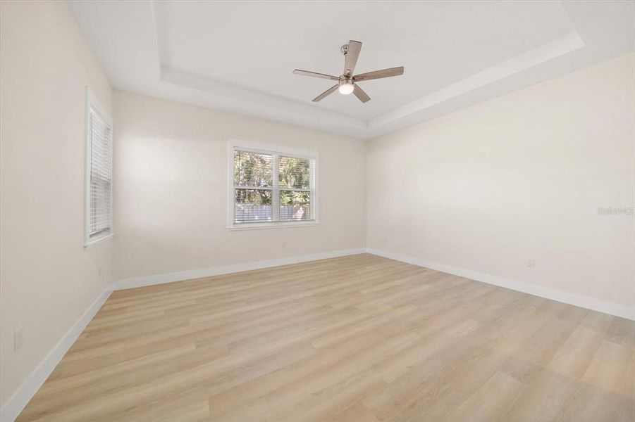 Spacious, unfurnished interior of a new home in , Largo (Image 63).
