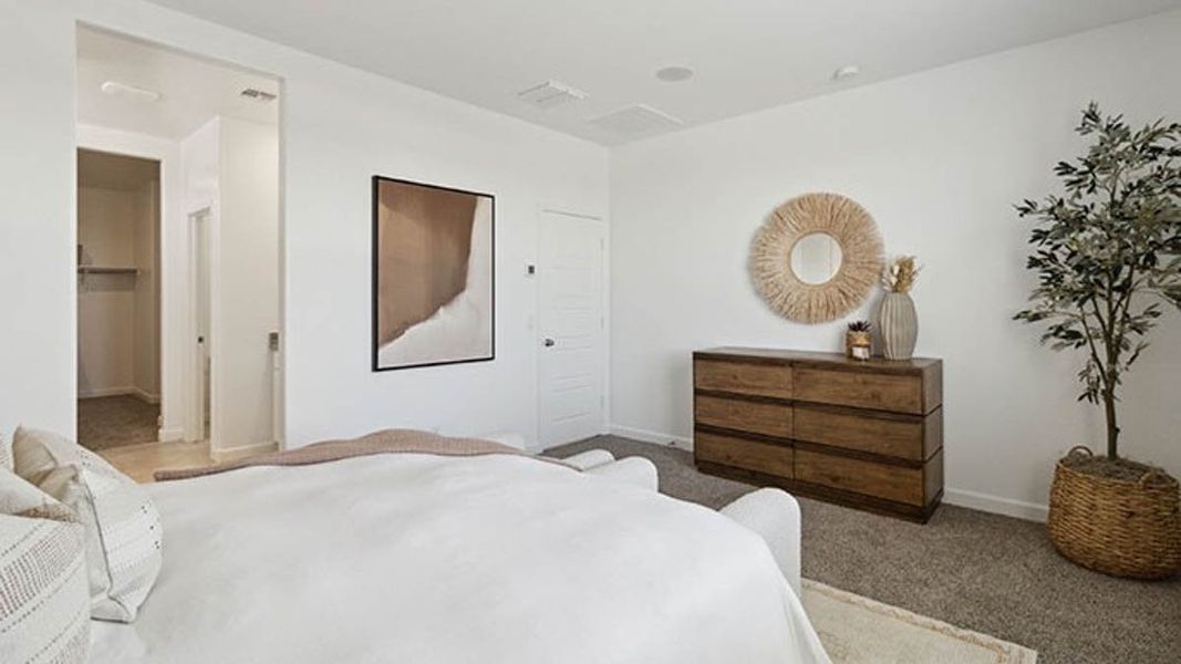 Representative furnished interior of a home built from the Harris by D.R. Horton in Carlton Commons, Casa Grande (Image 4).