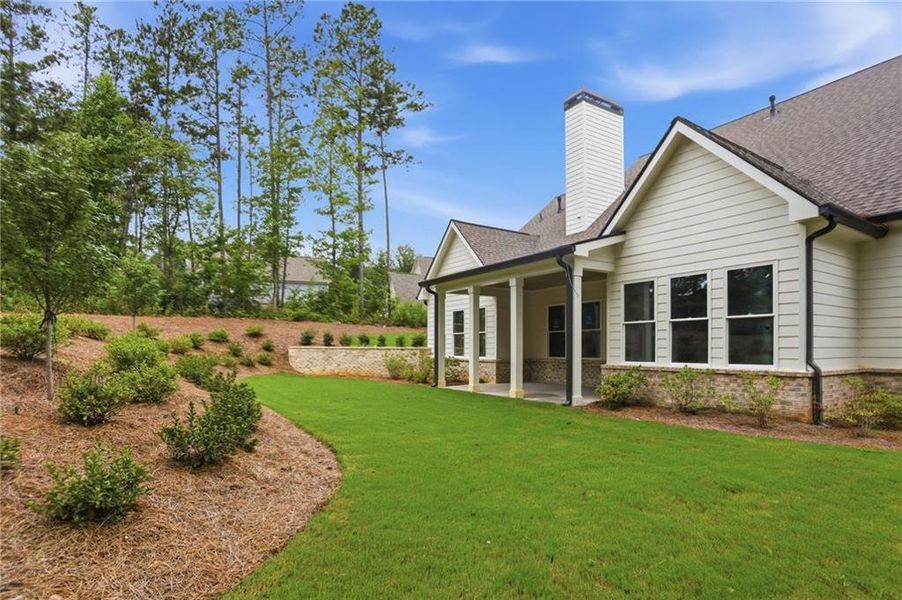 Exterior details and patio area of a home in , Powder Springs (Image 4).