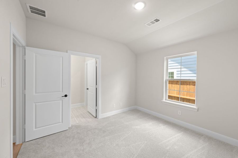 Spacious, unfurnished interior of a new home in MidTowne, Midlothian (Image 22). Spacious, unfurnished interior of a new home in MidTowne, Midlothian (Image 22).