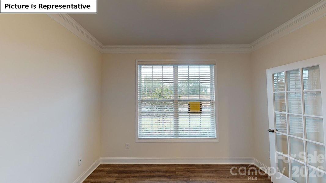 Spacious, unfurnished interior of a new home in Sylvan Creek, Denver (Image 34).