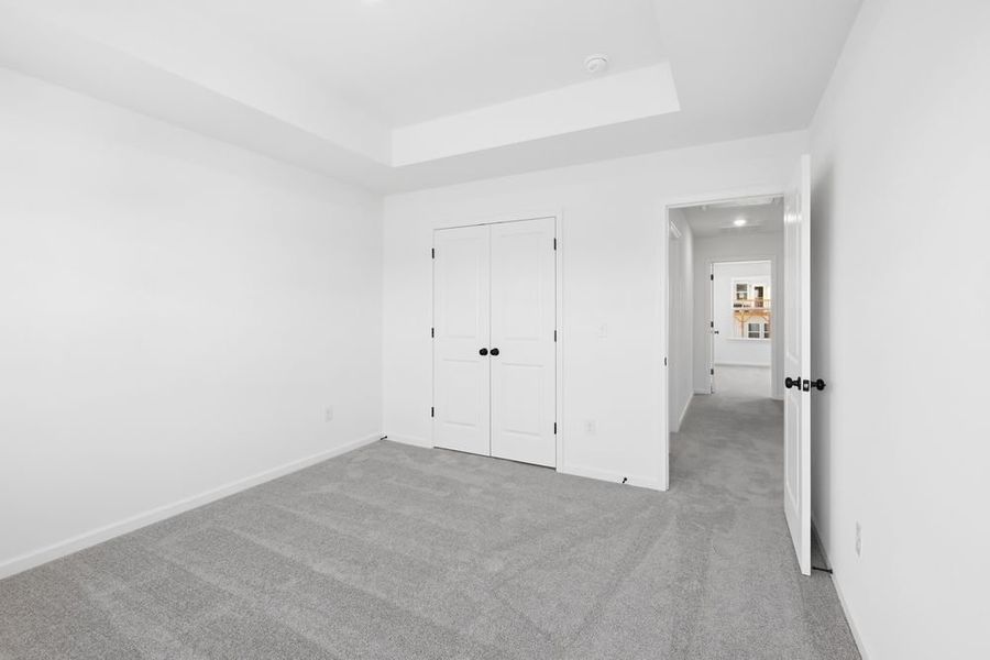 Spacious, unfurnished interior of a new home in Auburn Glen, Dacula (Image 23).