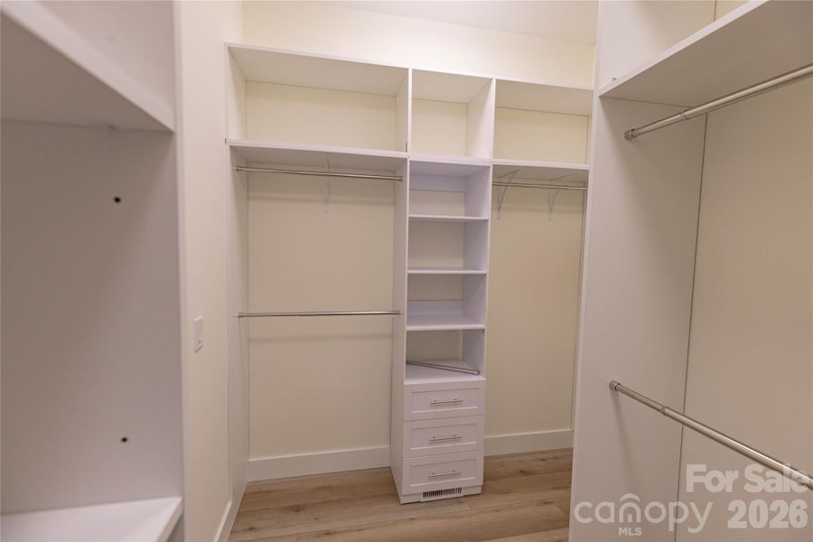 Spacious, unfurnished interior of a new home in , Conover (Image 31).