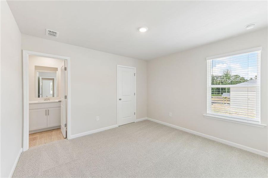 Spacious, unfurnished interior of a new home in Parkside at Grayson, Grayson (Image 49).