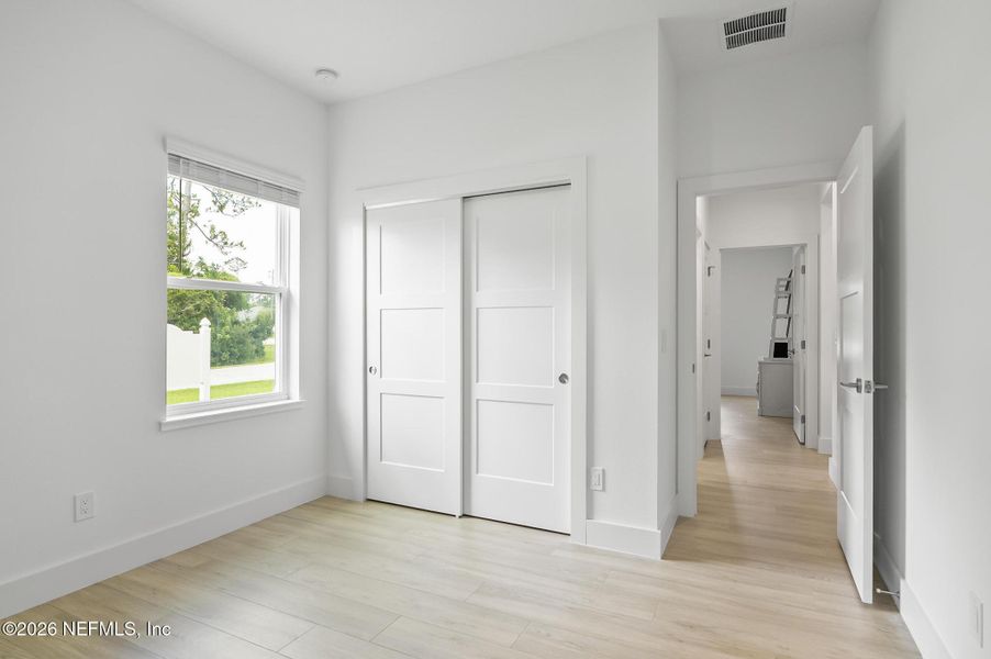 Spacious, unfurnished interior of a new home in , Palm Coast (Image 25).