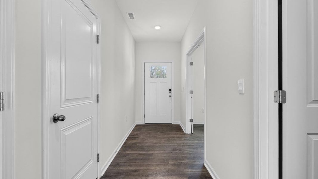 Spacious, unfurnished interior of a new home in Cross Creek, Spring Lake (Image 12). Spacious, unfurnished interior of a new home in Cross Creek, Spring Lake (Image 12).
