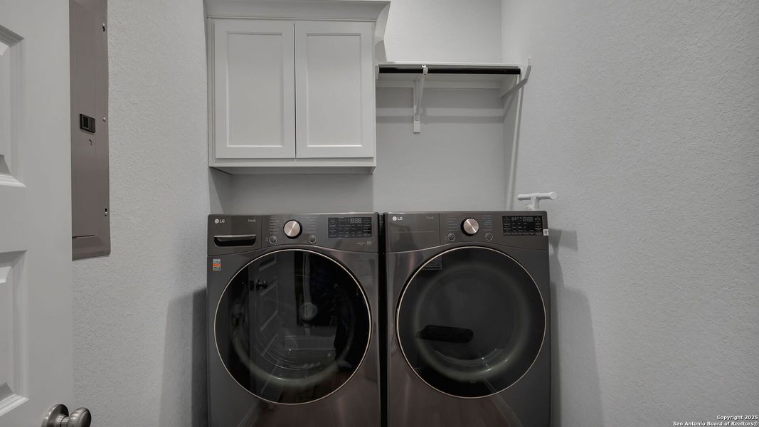 Close-up of interior finishes inside a home in Meadows Of Mill Creek 50', Seguin (Image 19). Close-up of interior finishes inside a home in Meadows Of Mill Creek 50', Seguin (Image 19).