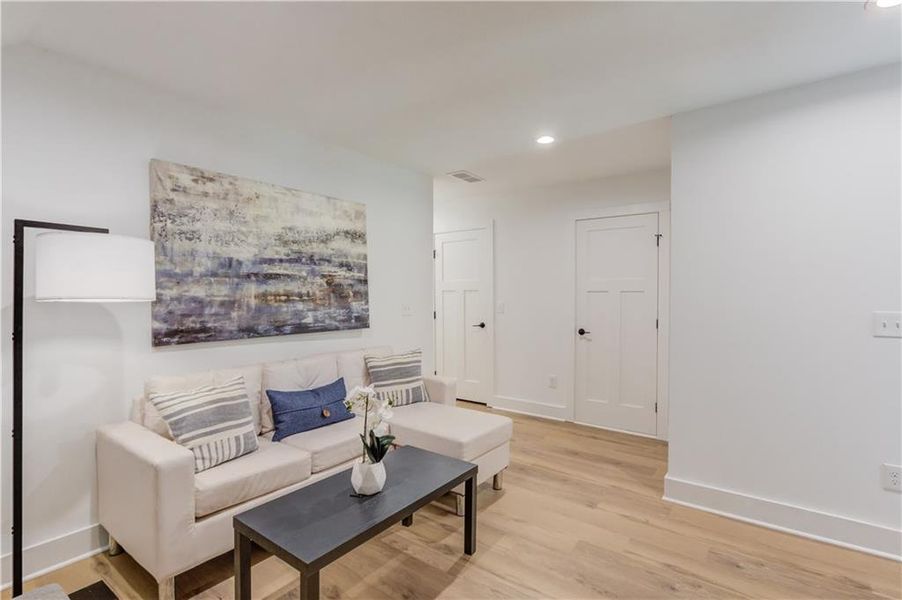 Furnished interior view inside a new home in , Jefferson (Image 11).