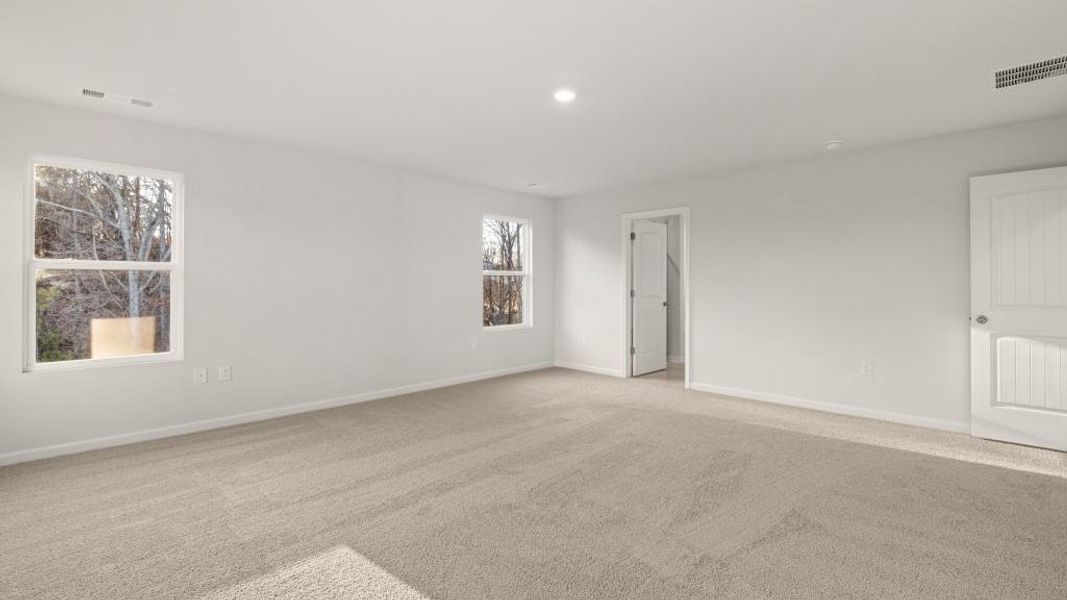 Spacious, unfurnished interior of a new home in Liberty Crossing, Braselton (Image 21). Spacious, unfurnished interior of a new home in Liberty Crossing, Braselton (Image 21).