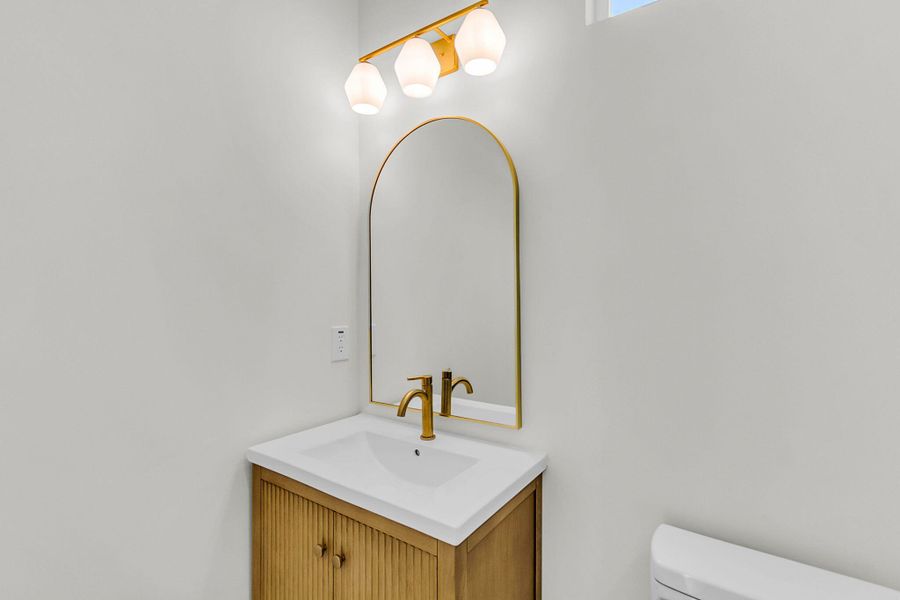 Close-up of interior finishes inside a home in , Charleston (Image 18).