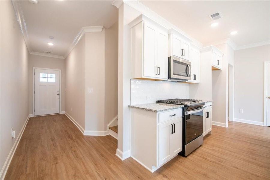 Furnished interior view inside a new home in Cherokee Township, Acworth (Image 10).