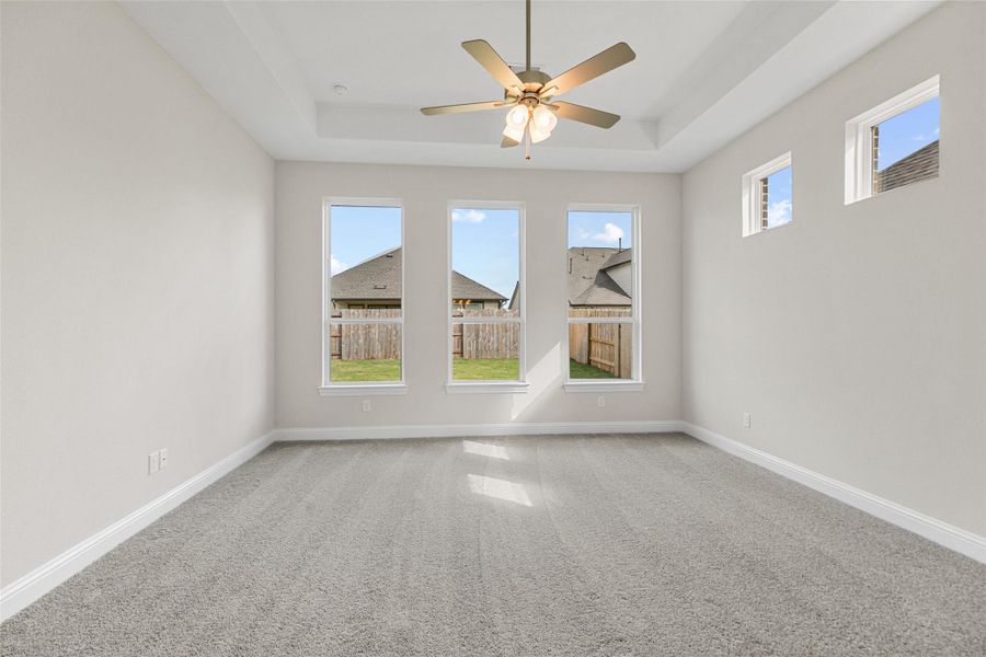 Spacious, unfurnished interior of a new home in Brookewater, Rosenberg (Image 20).