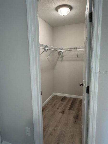 Spacious, unfurnished interior of a new home in , Dunnellon (Image 19).