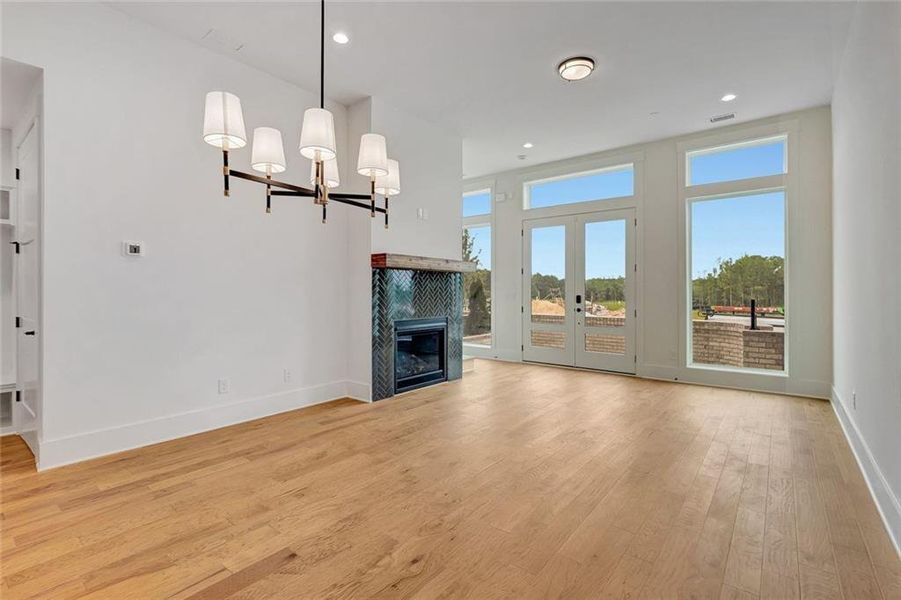 Spacious, unfurnished interior of a new home in Trilith, Fayetteville (Image 20).