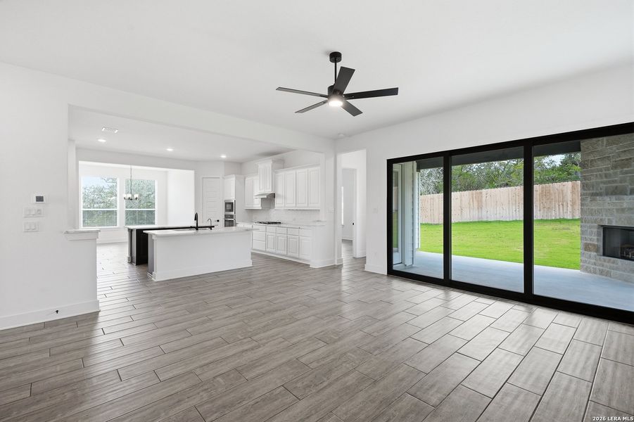 Spacious, unfurnished interior of a new home in The Reserve at Potranco Oaks, Castroville (Image 46).