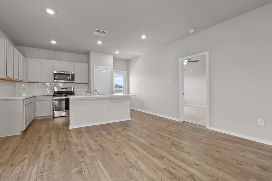New Home in Schertz, TX.  - Slide 8