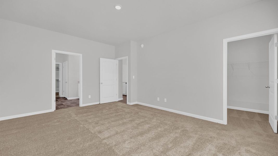 Spacious, unfurnished interior of a new home in Shiloh Springs, Jackson (Image 32).