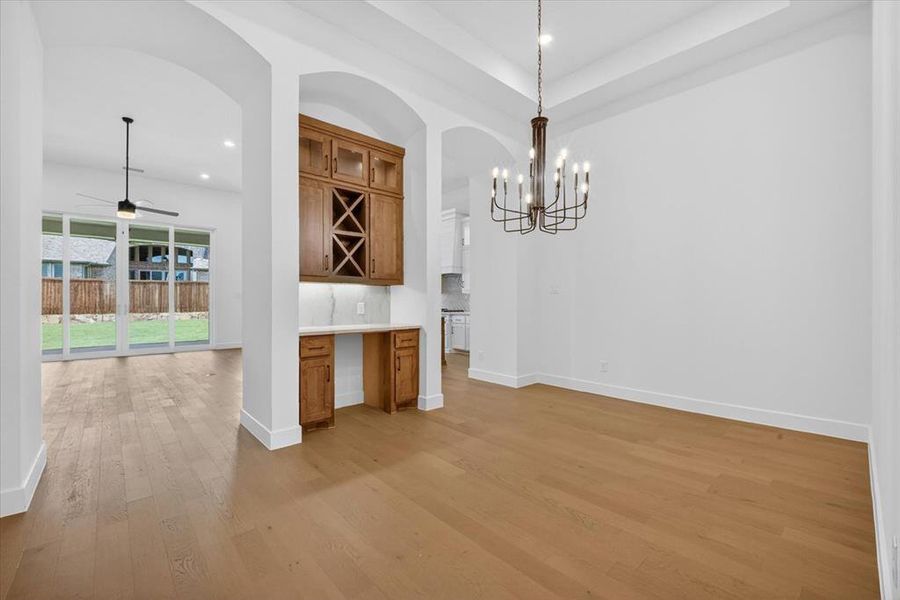 Spacious, unfurnished interior of a new home in Sandbrock Ranch, Aubrey (Image 22). Spacious, unfurnished interior of a new home in Sandbrock Ranch, Aubrey (Image 22).