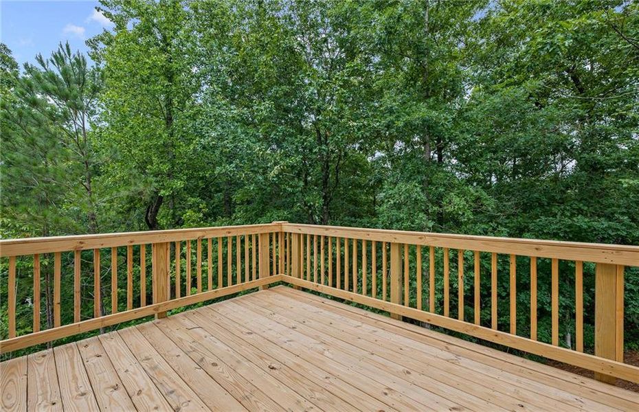 Image 60 of a home in Reunion.