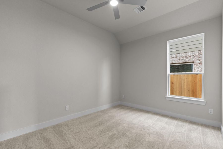 Spacious, unfurnished interior of a new home in Barton Creek Ranch, Conroe (Image 27). Spacious, unfurnished interior of a new home in Barton Creek Ranch, Conroe (Image 27).