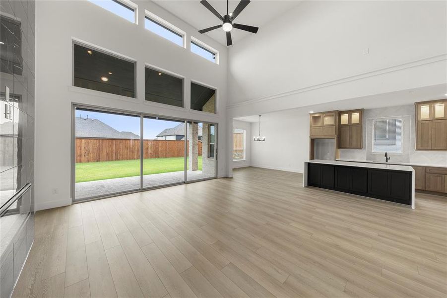 06. 981 Georgetown - Family