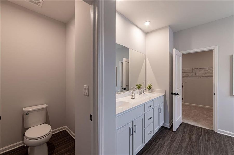 Furnished interior view inside a new home in Enclave at Edgewater, Canton (Image 4).
