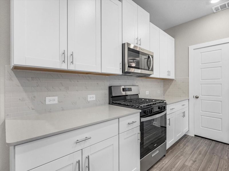 Furnished interior view inside a new home in Montgomery Oaks - Premier, Conroe (Image 11).