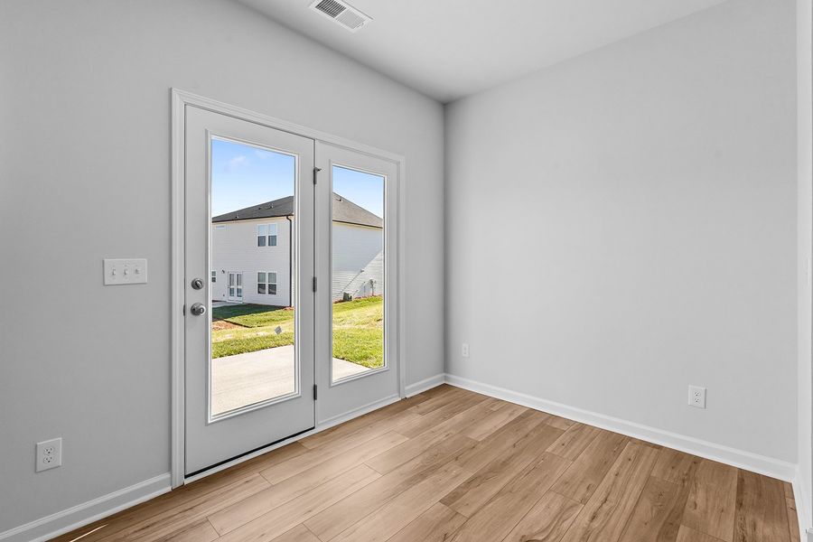 Spacious, unfurnished interior of a new home in Bell West, Kernersville (Image 21).
