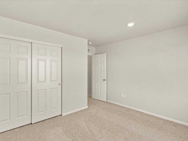 Spacious, unfurnished interior of a new home in Meridian Ranch, Peyton (Image 14).